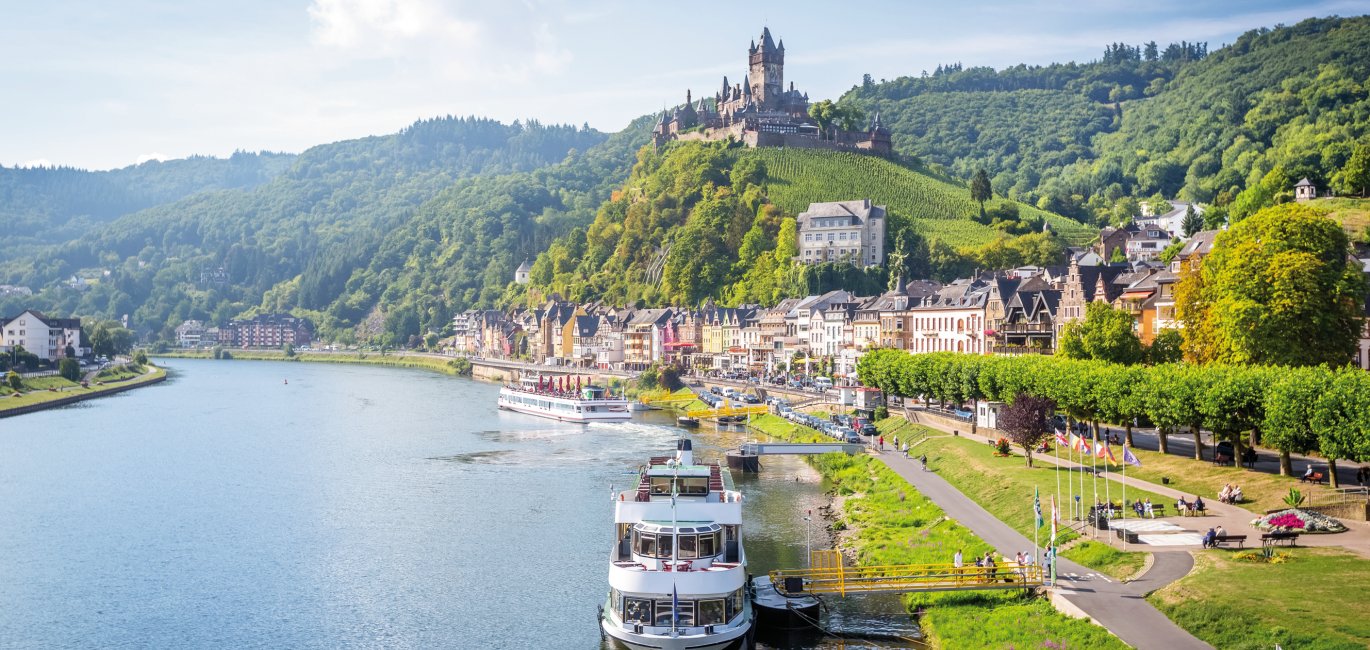 Cochem mit der Reichsburg © mh90photo - stock.adobe.com