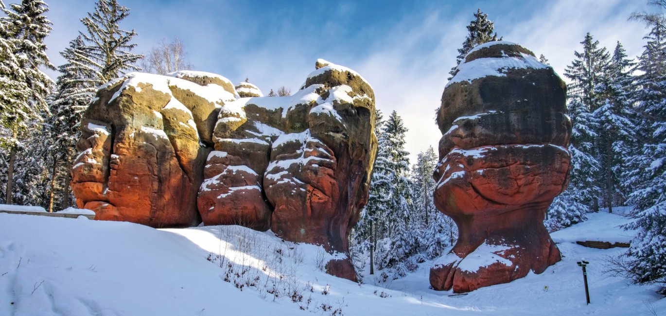 Winter im Zittauer Gebirge - Kelchstein bei Oybin © LianeM - stock.adobe.com