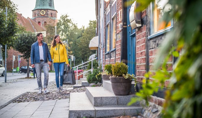 Travemünder Altstadt mit St. Lorenz-Kirche © LTM/Olaf Malzahn