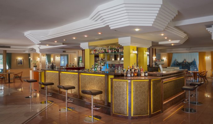 Tonelli Hotel Savoy-Palace