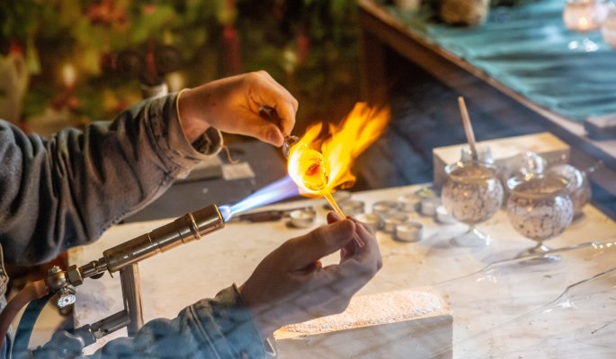 Glasbläser auf dem Kugelmarkt Lauscha © Regionalverbund Thüringer Wald e.V./Marcel Haseney