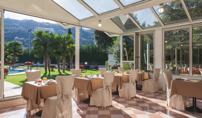 Tonelli Hotel Savoy-Palace