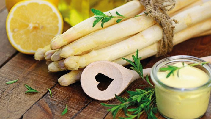 Spargelzeit © Printemps - stock.adobe.com